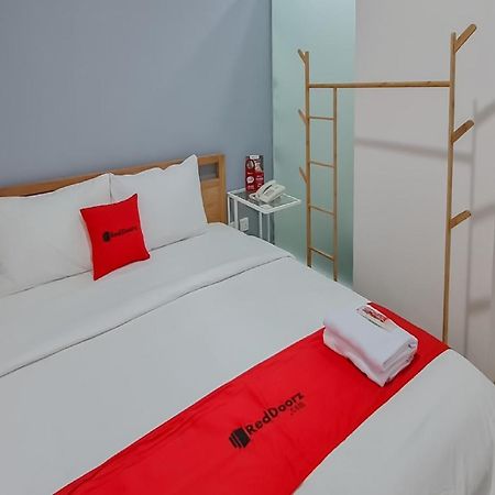 Reddoorz Plus @ Batutulis Bogor Esterno foto