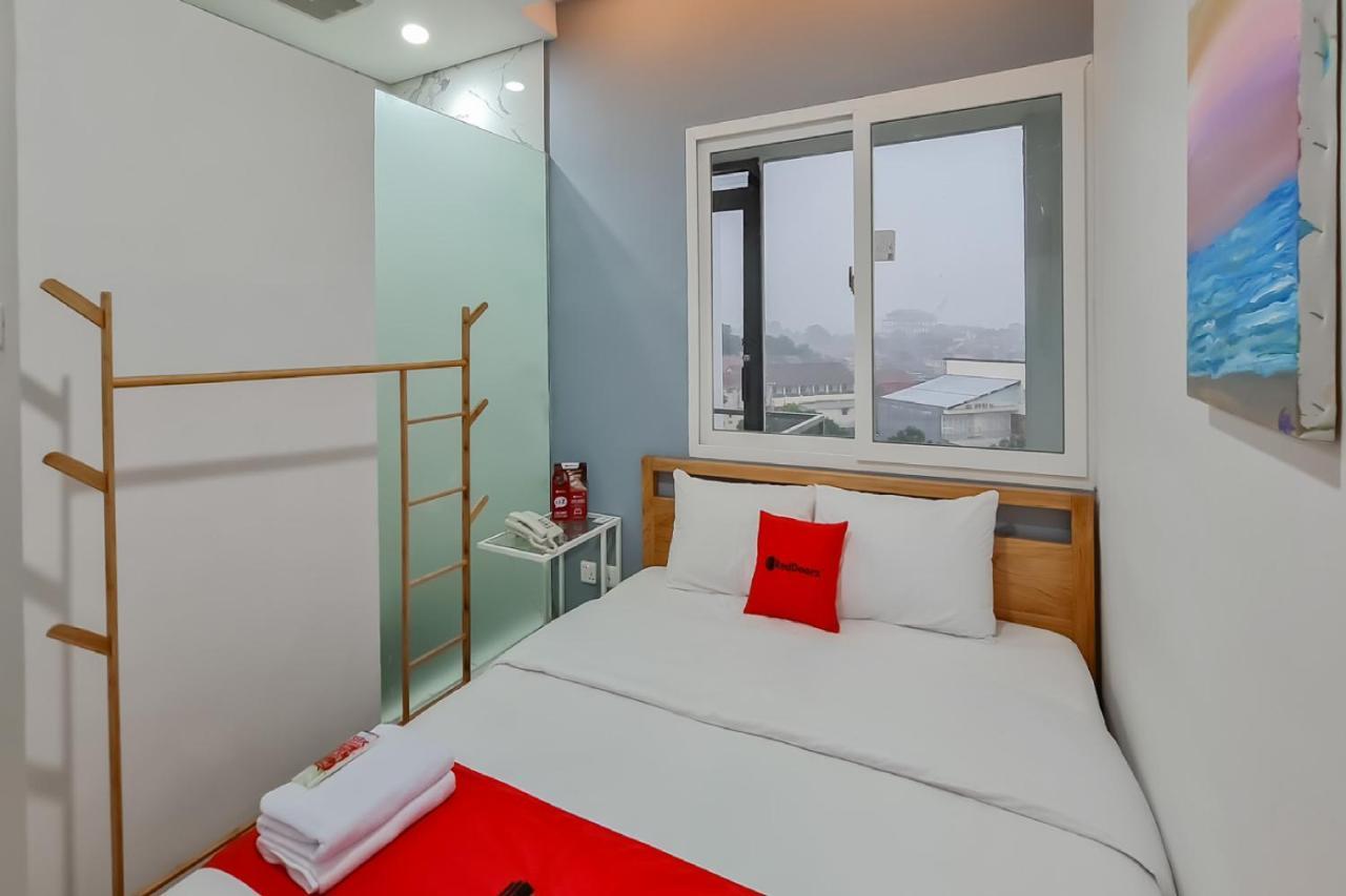 Reddoorz Plus @ Batutulis Bogor Esterno foto